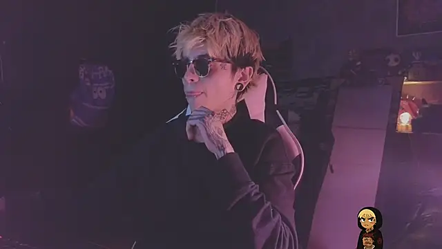AcidMilo online show from April 12, 4:27 am