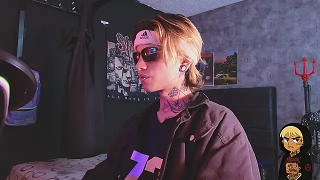 AcidMilo online show from November 9, 10:03 pm