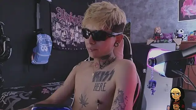 AcidMilo online show from February 9, 4:27 pm