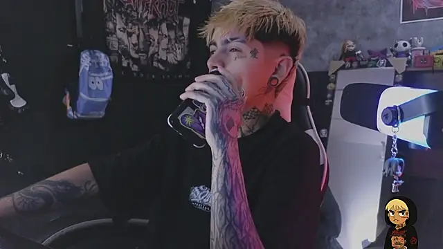 AcidMilo online show from February 21, 4:20 pm