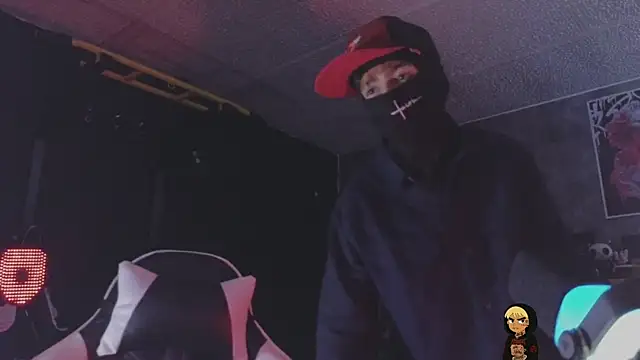 AcidMilo online show from March 31, 8:44 pm
