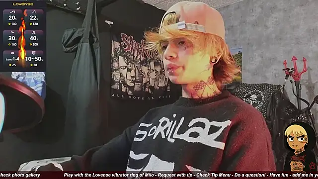 AcidMilo online show from November 13, 10:13 pm