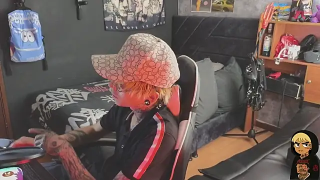 AcidMilo online show from December 19, 4:53 pm