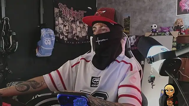 AcidMilo online show from February 11, 6:52 pm