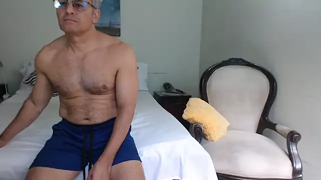 Daddyhot Alejo online show from September 19, 4:22 pm