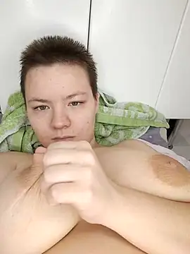 Snapshot of GoldMelissa chatting on October 25, 9:52 am GoldMelissa online show from October 25, 9:52 am