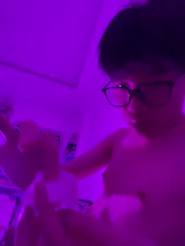 Foxxie126 online show from April 13, 6:23 pm