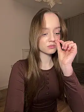 malyshhka online show from April 3, 7:42 pm