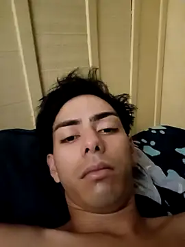 Snapshot of SEBASTHIAN chatting on February 12, 10:26 pm SEBASTHIAN online show from February 12, 10:26 pm