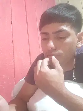 Snapshot of SEBASTHIAN chatting on April 4, 2:07 am SEBASTHIAN online show from April 4, 2:07 am