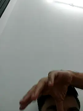 Snapshot of bigdickfuckuu chatting on September 22, 12:38 am bigdickfuckuu online show from September 22, 12:38 am