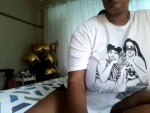 Snapshot of Charlie-Crawford chatting on November 2, 2:44 pm Charlie-Crawford online show from November 2, 2:44 pm