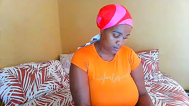 Snapshot of Charlie-Crawford chatting on March 17, 2:23 pm Charlie-Crawford online show from March 17, 2:23 pm
