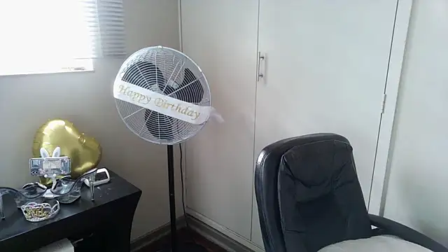 Charlie-Crawford online show from April 8, 8:05 am