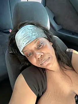 Snapshot of 1Topgyal chatting on March 20, 5:58 pm 1Topgyal online show from March 20, 5:58 pm