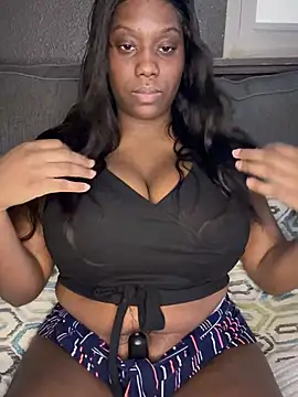 Snapshot of 1Topgyal chatting on January 14, 2:53 pm 1Topgyal online show from January 14, 2:53 pm