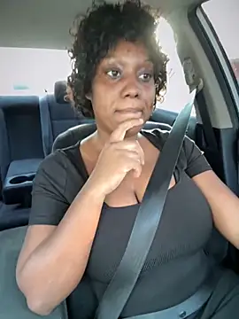 1Topgyal online show from October 22, 1:10 pm