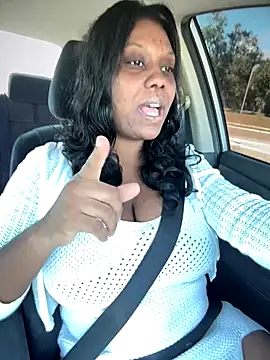 1Topgyal online show from November 18, 5:49 pm