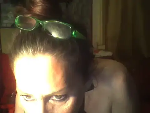 Snapshot of dominatrixredsonyja chatting on March 23, 3:10 am dominatrixredsonyja online show from March 23, 3:10 am