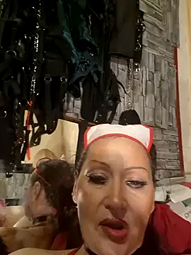 Snapshot of dominatrixredsonyja chatting on March 15, 11:28 pm dominatrixredsonyja online show from March 15, 11:28 pm