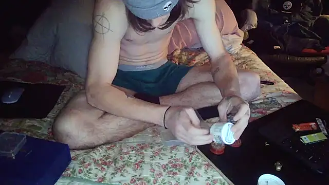 Snapshot of xxxTony999 chatting on January 7, 2:20 am xxxTony999 online show from January 7, 2:20 am