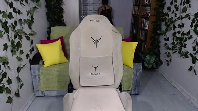 lillit  gold online show from March 26, 3:21 pm