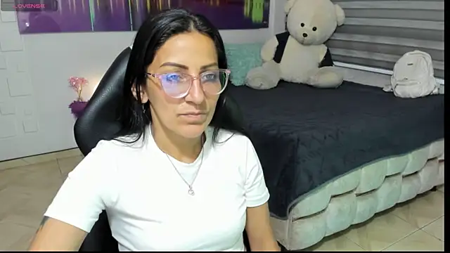 alma blue online show from July 15, 10:39 pm