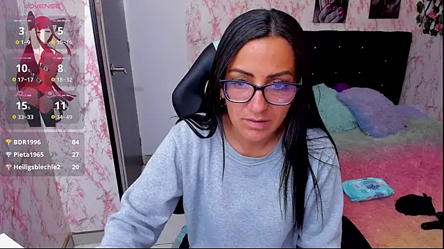 Snapshot of alma_blue chatting on February 10, 7:38 pm alma blue online show from February 10, 7:38 pm