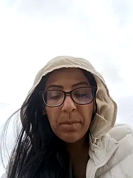 Snapshot of alma_blue chatting on January 26, 4:51 pm alma blue online show from January 26, 4:51 pm