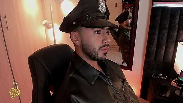 ItsMeEros online show from October 24, 4:50 pm