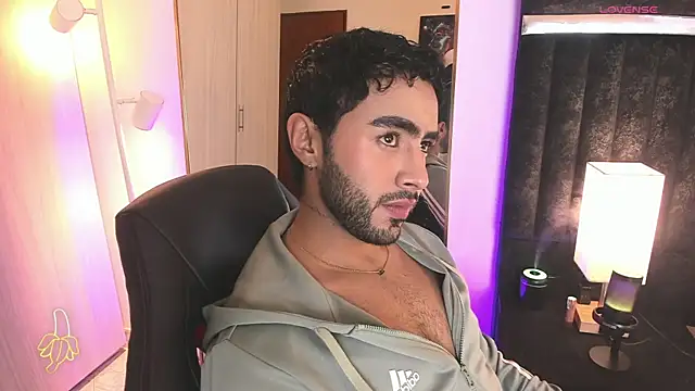 ItsMeEros online show from February 12, 9:47 pm