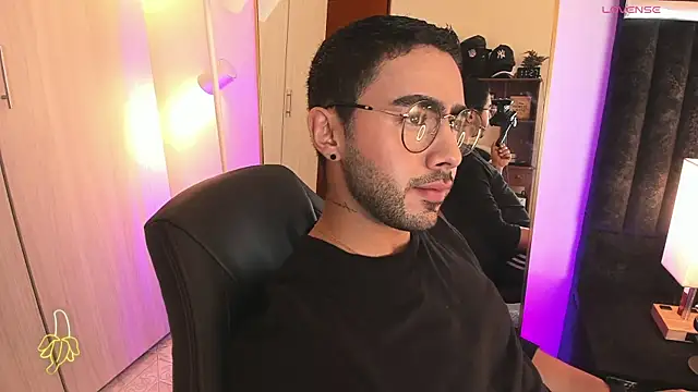 ItsMeEros online show from December 4, 4:28 pm