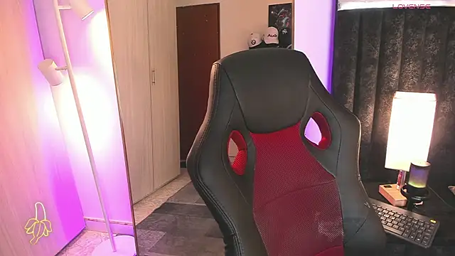 ItsMeEros online show from March 29, 11:17 pm