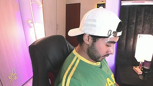 ItsMeEros online show from April 2, 11:11 pm