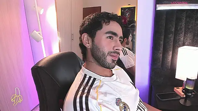 ItsMeEros online show from March 12, 10:03 pm