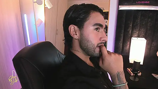 ItsMeEros online show from May 30, 10:37 pm