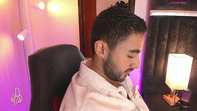 ItsMeEros online show from November 27, 10:43 pm