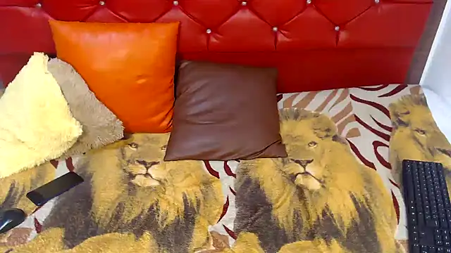 dirtydolltsx online show from February 25, 9:58 pm