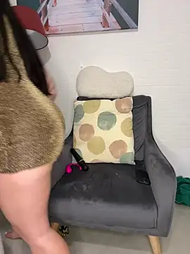 victoria athena online show from April 10, 4:03 pm