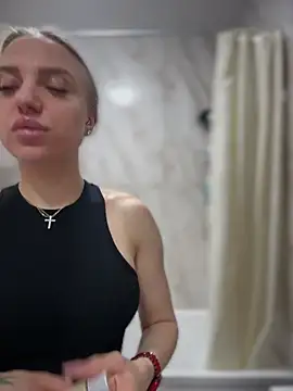 pinkstar  online show from February 18, 5:05 am