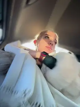 pinkstar  online show from December 1, 4:46 am