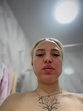 pinkstar  online show from March 27, 7:06 am