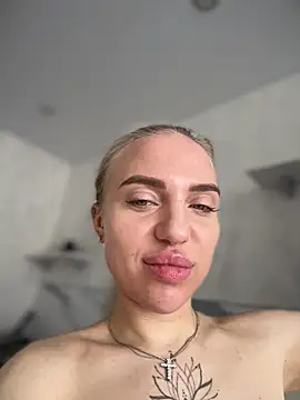 pinkstar  online show from February 6, 6:20 am