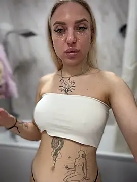 pinkstar  online show from March 19, 6:35 am