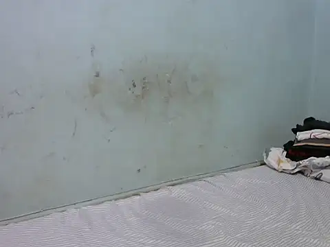 QUEEN-MARIAN online show from November 17, 9:08 pm