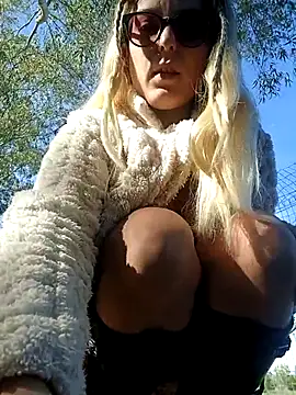 dolcehelena993 online show from November 20, 11:00 am