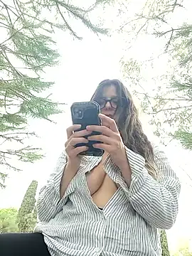 dolcehelena993 online show from November 3, 12:20 pm