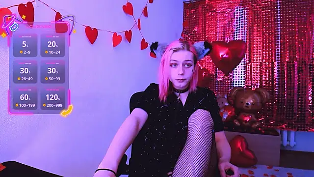 Littlepinkcat online show from February 11, 6:13 am