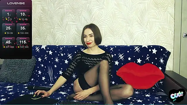 Snapshot of Millanorze chatting on March 13, 11:27 pm Millanorze online show from March 13, 11:27 pm