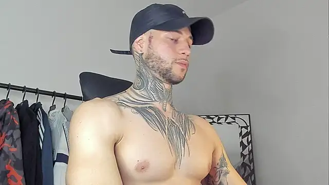  jamesleandros1 online show from November 4, 1:53 am